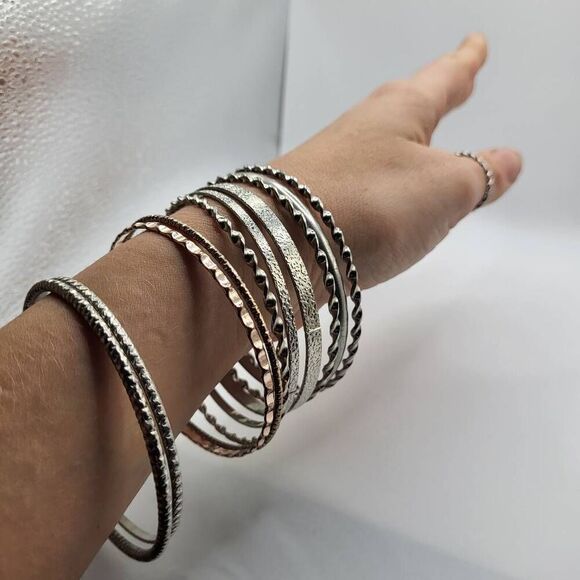 Lot of 10 Silver Belly Dance Bangle Bracelets - Picture 2 of 5